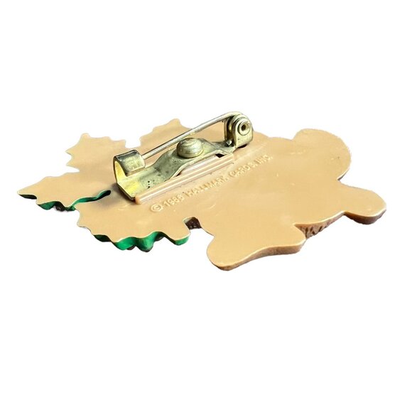 Hallmark Raccoon Pin Holly Holiday Christmas Collectable Lapel Brooch 1986‎ - Picture 4 of 8